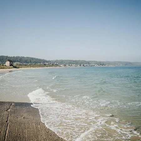 La Delphiniere : Bord De Mer, Equipements De Qualite Holiday home