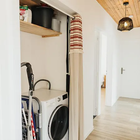Holiday home La Delphiniere : Bord De Mer, Equipements De Qualite *