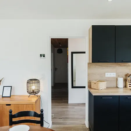 別荘 La Delphiniere : Bord De Mer, Equipements De Qualite