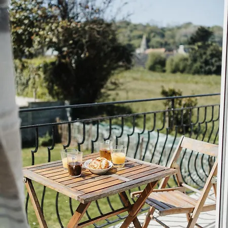 La Delphiniere : Bord De Mer, Equipements De Qualite Holiday home Urville-Nacqueville