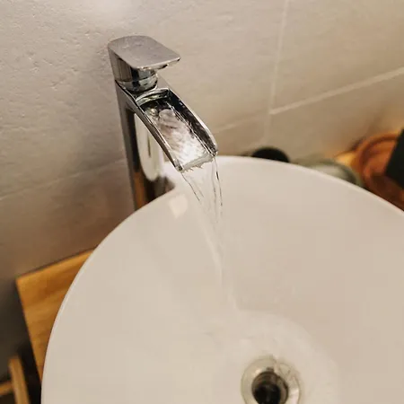 別荘 La Delphiniere : Bord De Mer, Equipements De Qualite