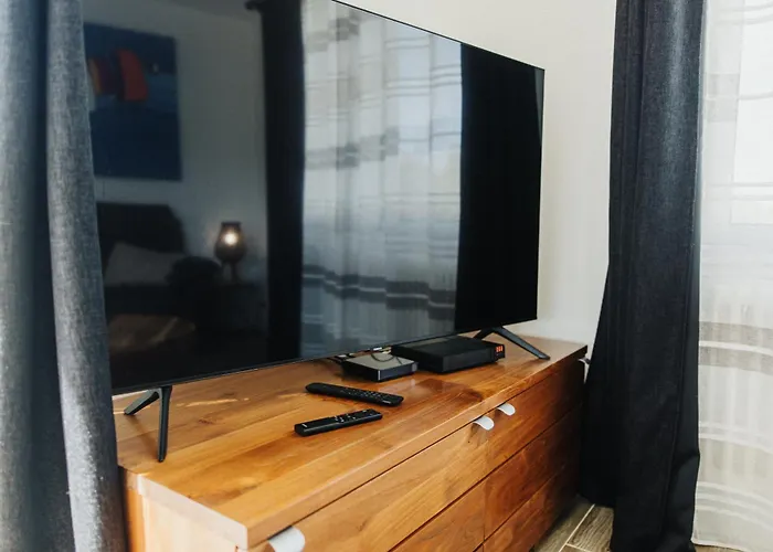 Semesterbostad La Delphiniere : Bord De Mer, Equipements De Qualite *