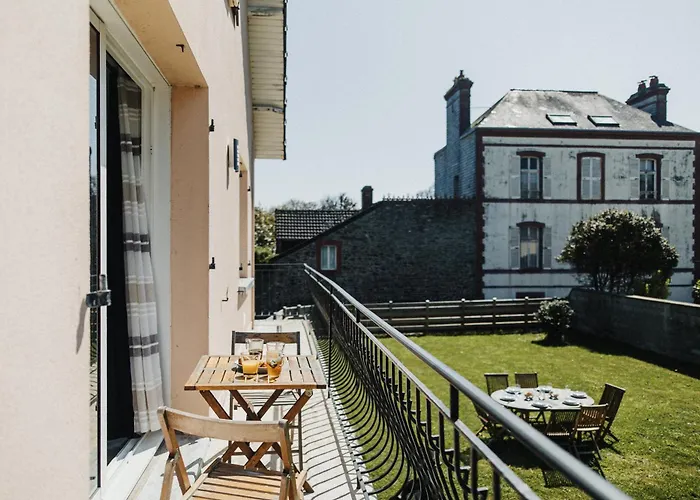 La Delphiniere : Bord De Mer, Equipements De Qualite Semesterbostad *