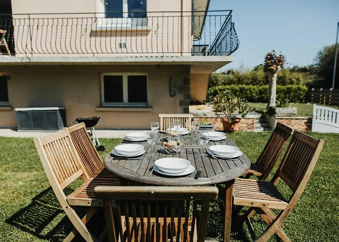 Semesterbostad La Delphiniere : Bord De Mer, Equipements De Qualite *