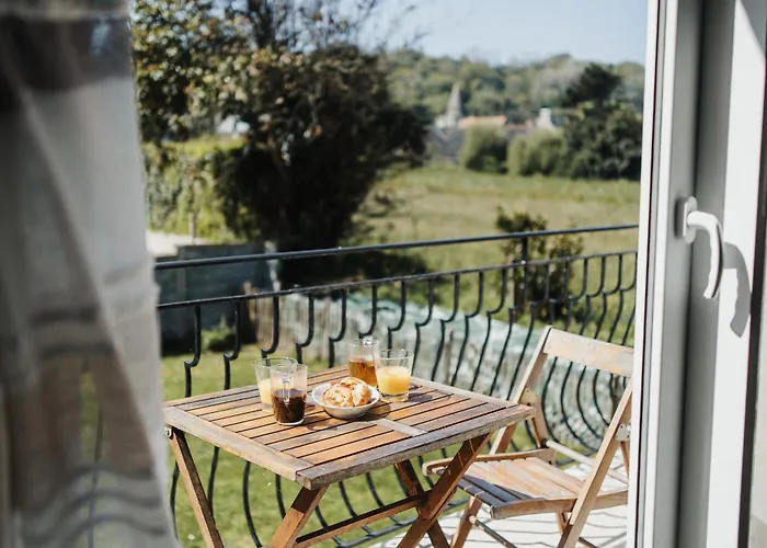 La Delphiniere : Bord De Mer, Equipements De Qualite Semesterbostad Urville-Nacqueville