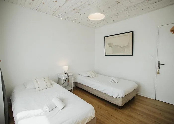 Semesterbostad La Delphiniere : Bord De Mer, Equipements De Qualite *